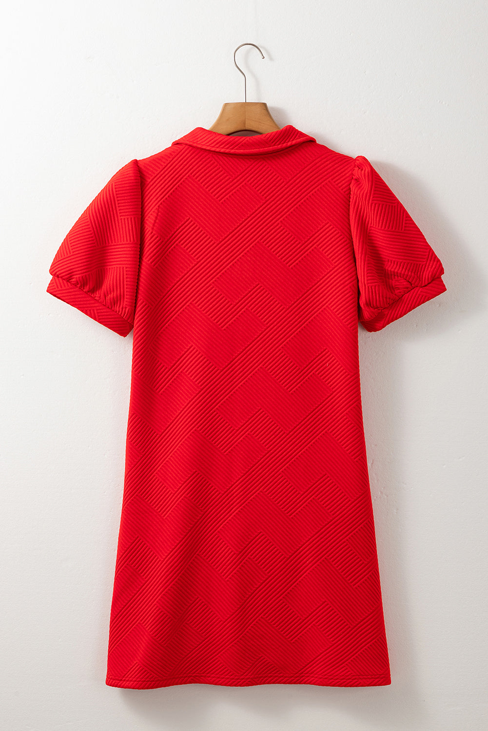 Fiery Red Textured Collared V-Neck Puff Short Sleeve Shift Mini Dress