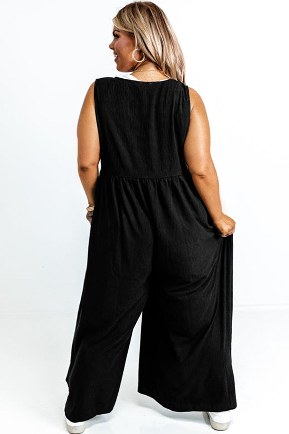 Black Plus Size Textured Sleeveless Button Front Wide Leg Jumpsuit