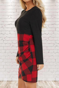 •The red plaid is stitched on the bottom half and the top half is pure black  •The fabric of the plaid part is pleated, which is very design detail  •The cut is a slim fit, not loose, nor tight  •Dress Length is  above knee