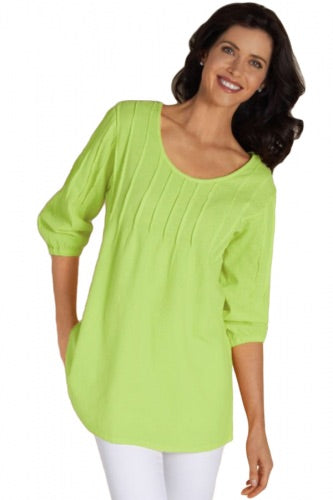 Grassy Green Pintuck Quarter Sleeve Top
