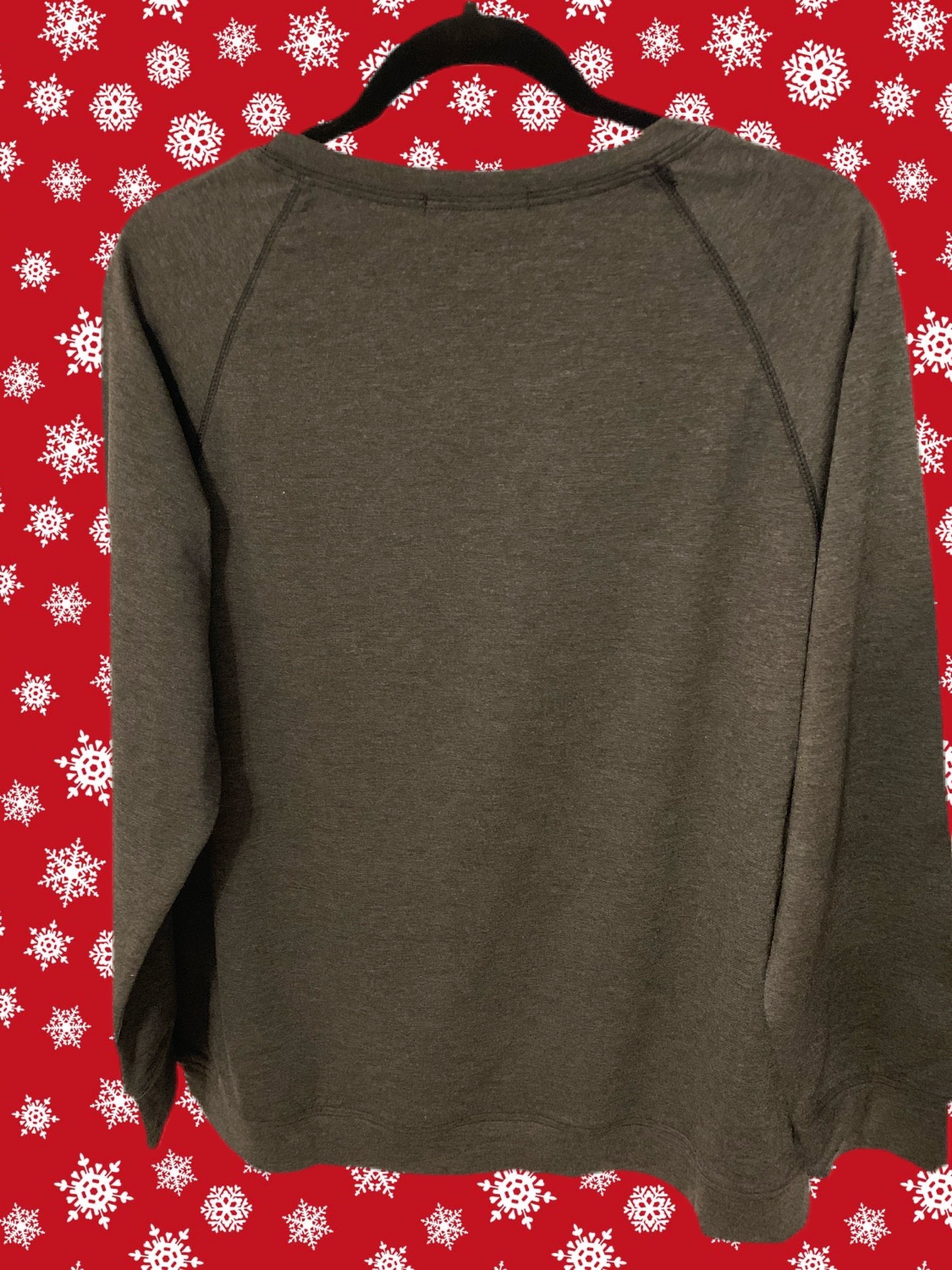 Rhinestone Glass and Santa Hat Long Sleeve Gray Knit T-shirt