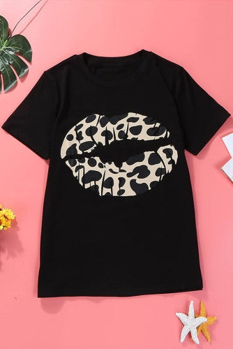 Features:  •Modern cool style well received by the young fashionistas  •Accent with a unique leopard lip print on the front center  •Cozy fabric, faddish pattern, comfortable to wear  •Super Soft knit blend fabric , slight stretch 
