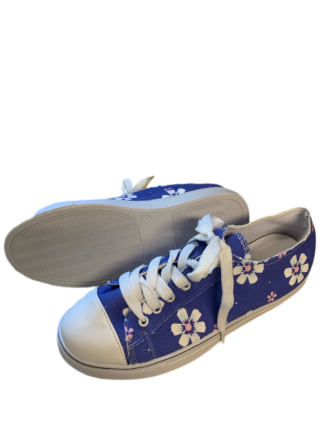 periwinkle daisy print sneakers