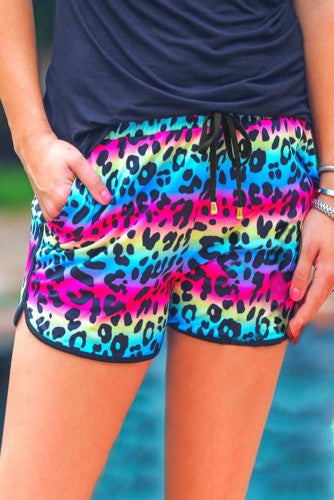 Beautiful colored leopard print summer shorts, stylish and trendy! Made of soft stretchy material, the tie waist shorts feel comfy and are breathable. Handy side pockets to keep daily essentials like phone, keys etc. The laid-back style of these rounded hem shorts is perfect with T-shirts, blouses, shoes and sandals.