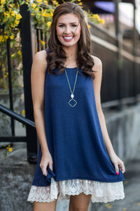 •Slight hi-lo hem design with lace splice  •Relaxed fit, sleeveless style in royal blue color  •Material has fair amount of stretch, comfortable to wear  •Plenty of room for size 