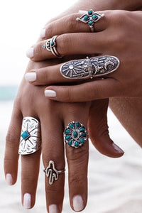 Turquoise and silver rings in different styles and sizes to fit all fingers and knuckles. Wear all together or separately for so many different looks. Not suitable for large hands. Approximate sizes 4-7. 